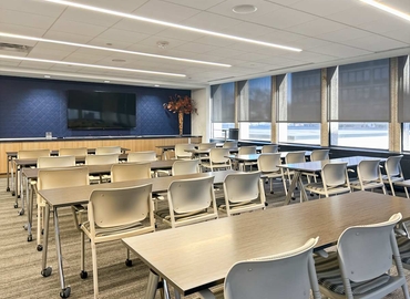 10 m² Co-working  in Clayton, 	MO, 7733 Forsyth Boulevard (63105) - 8 | MatchOffice.com