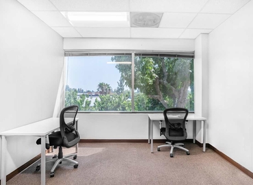 10 m² Shared workspace  in Bakersfield, CA, 4900 California Avenue (93309) - 5 | MatchOffice