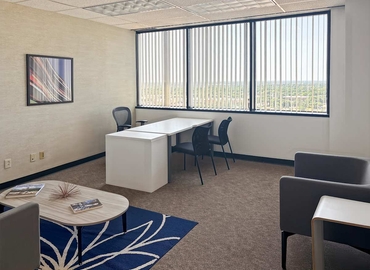 10 m² Shared office  in Dallas North, TX, 9330 Lyndon B Johnson Freeway (75243) - 3 | MatchOffice.com