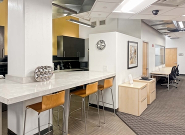 10 m² Shared workspace  in New York The Village, NY, 99 Hudson Street (10013) - 11 | MatchOffice