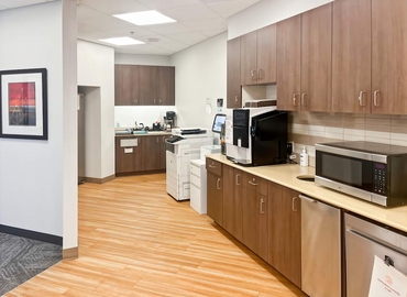 10 m² Business center in Middleton, WI, 8383 Greenway Boulevard (53562) - 5 | MatchOffice.com