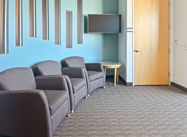 10 m² Coworking  in St. Charles, IL, 100 Illinois Street (60174) - 4 | MatchOffice