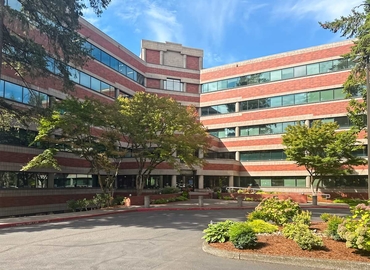 10 m² Serviced office in Lake Oswego, 5 Centerpointe Drive (97035) - 0 | MatchOffice.com