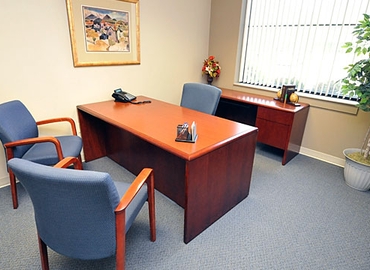 250 m² Business center place up for rent in Charlotte, NC, 6047 Tyvola Glen Circle (28217) - 1 | MatchOffice