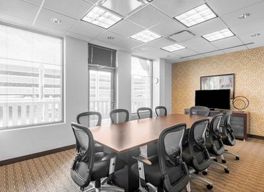 10 m² Business center in Houston Westside, TX, 2717 Commercial Center Boulevard (77494) - 2 | MatchOffice.com