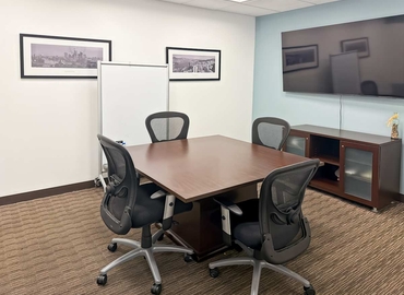10 m² Business space in Las Vegas, NV, 9205 West Russell Road (89148) - 3 | MatchOffice.com