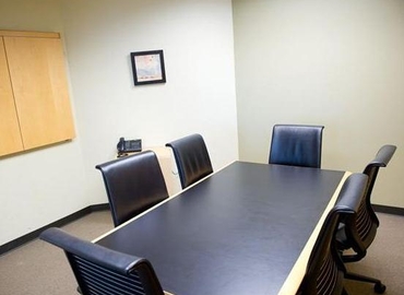 890 m² Serviced office property available to rent in Tysons Corner, VA, 1934 Old Gallows Road (22182) - 1 | MatchOffice