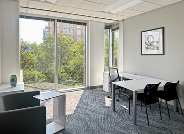 Virtual office space in Dallas, TX, 2911 Turtle Creek Boulevard (75219) - 6 | MatchOffice