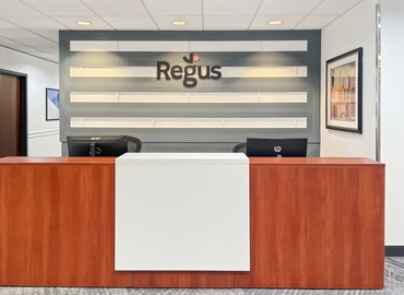 Virtual office space in Newark, NJ, 1 Gateway Center (07102) - 1 | MatchOffice.com