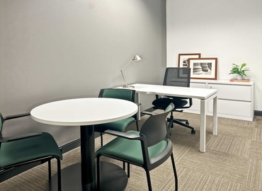 Virtual office space in Chicago Gold Coast, IL, 401 North Michigan Avenue (60611) - 6 | MatchOffice
