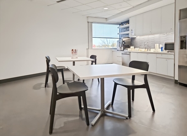 Virtual office space in Westchester, IL, 1 Westbrook Corporate Center (60154) - 5 | MatchOffice.com