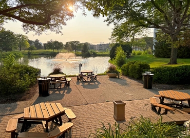 Virtual office in Schaumburg, IL, 1821 Walden Office Square (60173) - 10 | MatchOffice.com