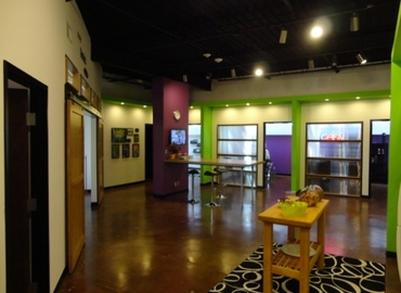 4330 m² Business center building for rent in Addison, TX, 14665 Midway Dr. (75001) - 1 | MatchOffice.com