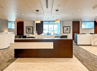 10 m² Business park in Phoenix, AZ, 2415 East Camelback Road (85016) - 1 | MatchOffice