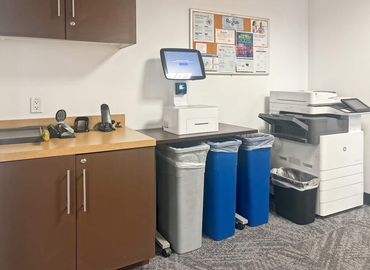 Virtual address in Carlsbad, CA, 701 Palomar Airport Road (92011) - 6 | MatchOffice.com