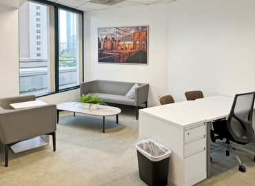 Virtual business address in San Diego, CA, 402 West Broadway (92101) - 2 | MatchOffice