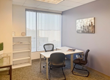 10 m² Shared workspace  in Glendale, CA, 450 North Brand Boulevard (91203) - 7 | MatchOffice.com