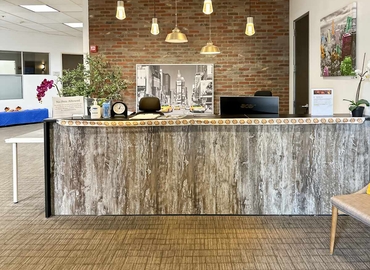 10 m² Business space in Mountain View, CA, 800 West El Camino Real (94040) - 1 | MatchOffice.com