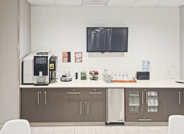 10 m² Coworking  in Portland, 10260 Southwest Greenburg Road (97223) - 12 | MatchOffice