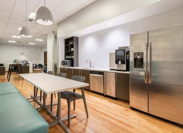 Virtual office space in Elk Grove, CA, 9245 Laguna Springs Drive (95758) - 9 | MatchOffice.com