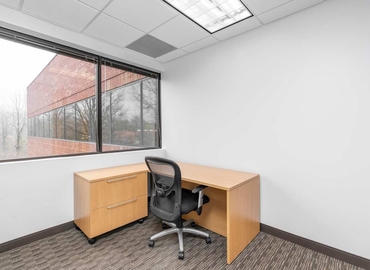 10 m² Shared workspace  in Hamilton Township, NJ, 100 Horizon Center Boulevard (08691) - 3 | MatchOffice.com