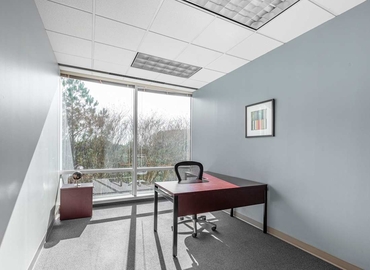 10 m² Coworking space  in Atlanta Perimeter - North Central, GA, 5555 Glenridge Connector (30342) - 3 | MatchOffice.com