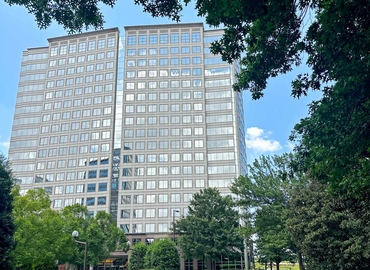 Virtual office space in Atlanta Cumberland-Vinings, GA, 400 Galleria Parkway (30339) - 0 | MatchOffice