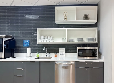 10 m² Business park in Charlotte, NC, 2015 Ayrsley Town Boulevard (28273) - 1 | MatchOffice.com