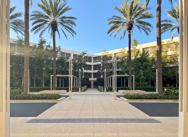 10 m² Co-working  in Irvine, CA, 300 Spectrum Center Drive (92618) - 10 | MatchOffice