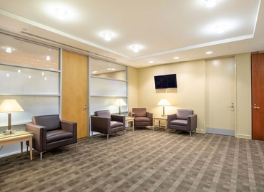 10 m² Coworking  in Atlanta Alpharetta - Johns Creek, GA, 555 Northpoint Center East (30022) - 4 | MatchOffice.com