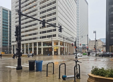 10 m² Shared workspace  in Chicago West Loop, IL, 200 South Wacker Drive (60606) - 0 | MatchOffice.com