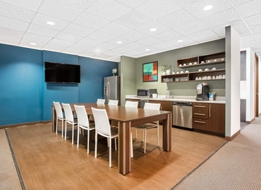 10 m² Business center in Vienna, VA, 8300 Boone Boulevard (22182) - 4 | MatchOffice.com