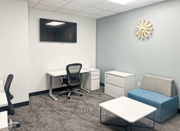 10 m² Shared office  in Tampa, FL, 2202 Northwest Shore Boulevard (33607) - 6 | MatchOffice.com