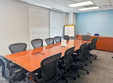 10 m² Business center in Tampa, FL, 2202 Northwest Shore Boulevard (33607) - 2 | MatchOffice