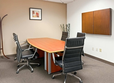 10 m² Business park in Tampa, FL, 3001 North Rocky Point Drive East (33607) - 8 | MatchOffice