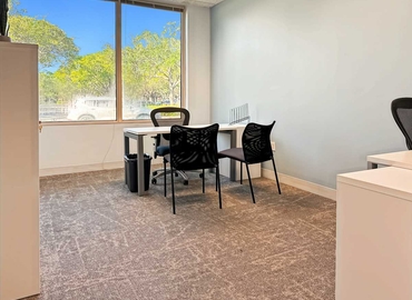10 m² Coworking space  in Plantation, FL, 8201 Peters Road (33324) - 9 | MatchOffice.com