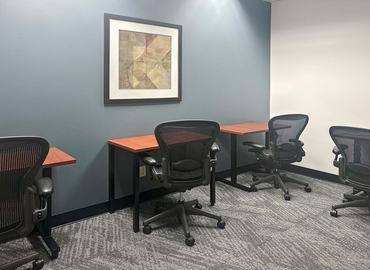 10 m² Shared workspace  in Indianapolis, IN, 8888 Keystone Crossing (46240) - 11 | MatchOffice.com