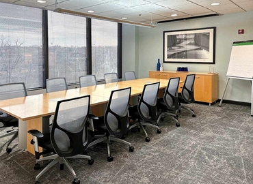 10 m² Shared workspace  in Overland Park, KS, 9393 West 110th Street (66210) - 2 | MatchOffice.com