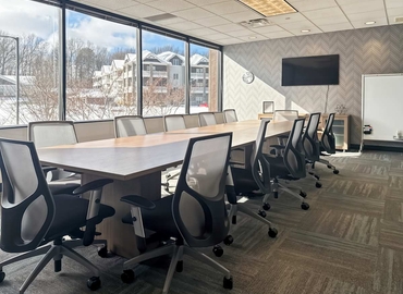 10 m² Coworking  in Independence, OH, 6100 Oak Tree Boulevard (44131) - 2 | MatchOffice.com