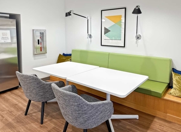 10 m² Coworking space  in Bloomington, MN, 8400 Normandale Lake Boulevard (55437) - 12 | MatchOffice