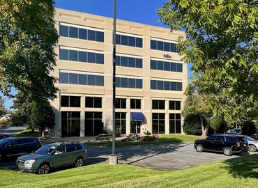 10 m² Business space in Charlotte, NC, 301 McCullough Drive (28262) - 0 | MatchOffice