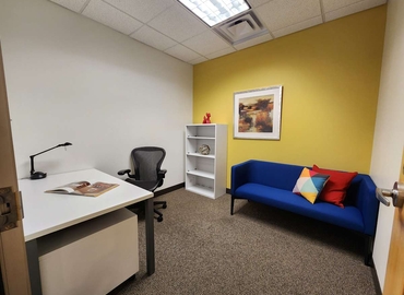 Virtual business address in Indianapolis, IN, 201 North Illinois Street (46204) - 3 | MatchOffice.com