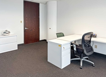 10 m² Business space in Fort Worth, TX, 5601 Bridge Street (76112) - 9 | MatchOffice.com