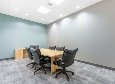 10 m² Business park in Roseville, CA, 915 Highland Pointe Drive (95678) - 2 | MatchOffice