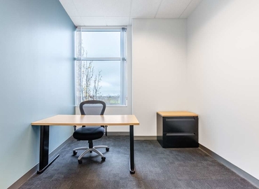 10 m² Business park in Roseville, CA, 915 Highland Pointe Drive (95678) - 3 | MatchOffice.com