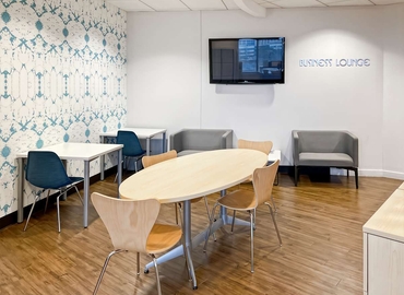 Virtual office in Oak Brook, IL, Oak Brook Pointe (60523) - 4 | MatchOffice