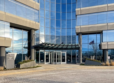 10 m² Business center in Oak Brook, IL, Oak Brook Pointe (60523) - 0 | MatchOffice.com