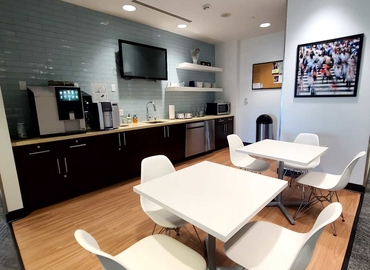10 m² Coworking  in Newport Beach, CA, 4695 MacArthur Court (92660) - 5 | MatchOffice