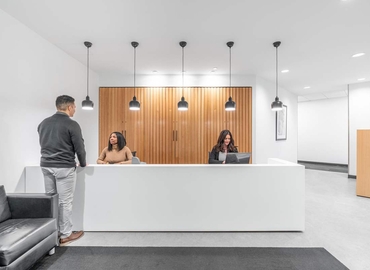 10 m² Coworking space  in Schaumburg, IL, 10 North Martingale Road (60173) - 1 | MatchOffice.com