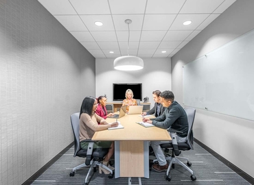 10 m² Shared office  in Schaumburg, IL, 10 North Martingale Road (60173) - 2 | MatchOffice.com